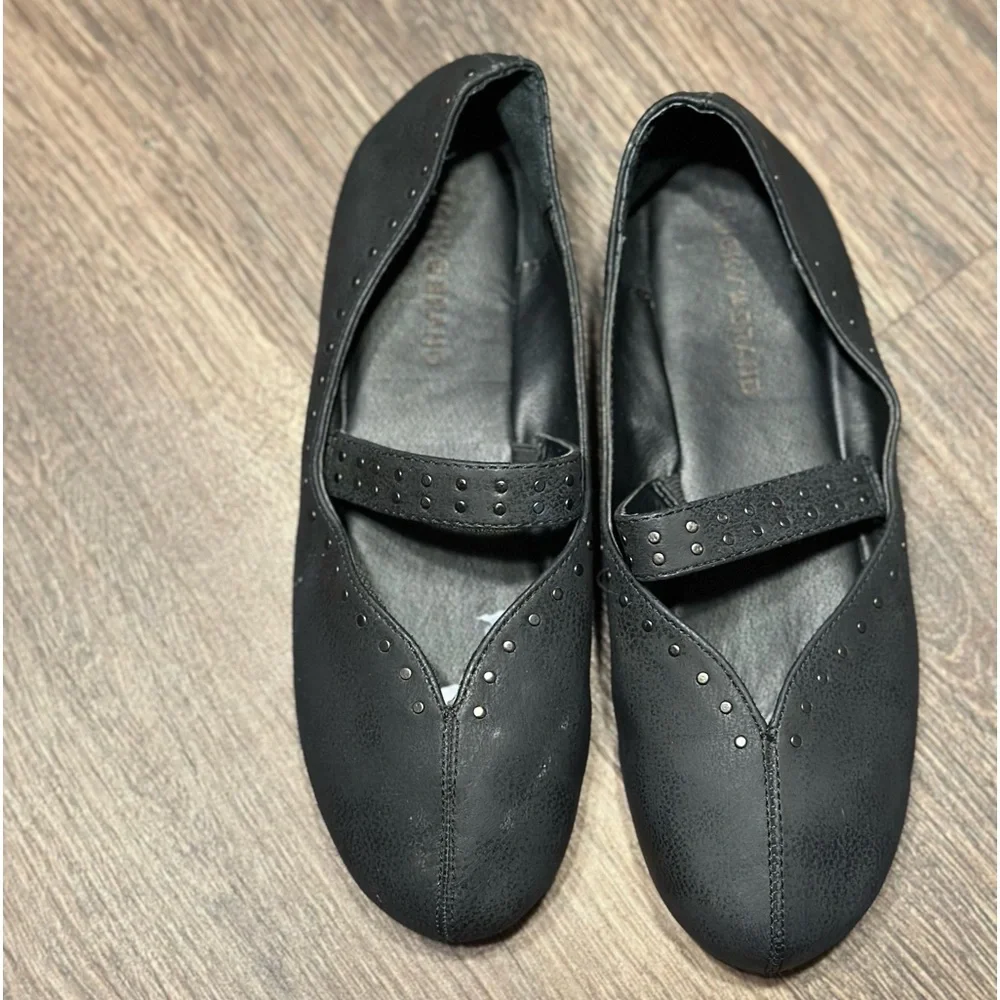 Lucky Brand Girls Studded Mary-Jane's
Flat Shoes Black size 2 Matte  black flats - Picture 10 of 11